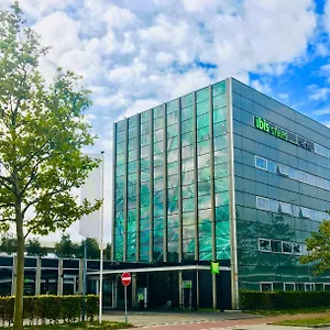 Ibis Styles Amsterdam Airport Hotell
